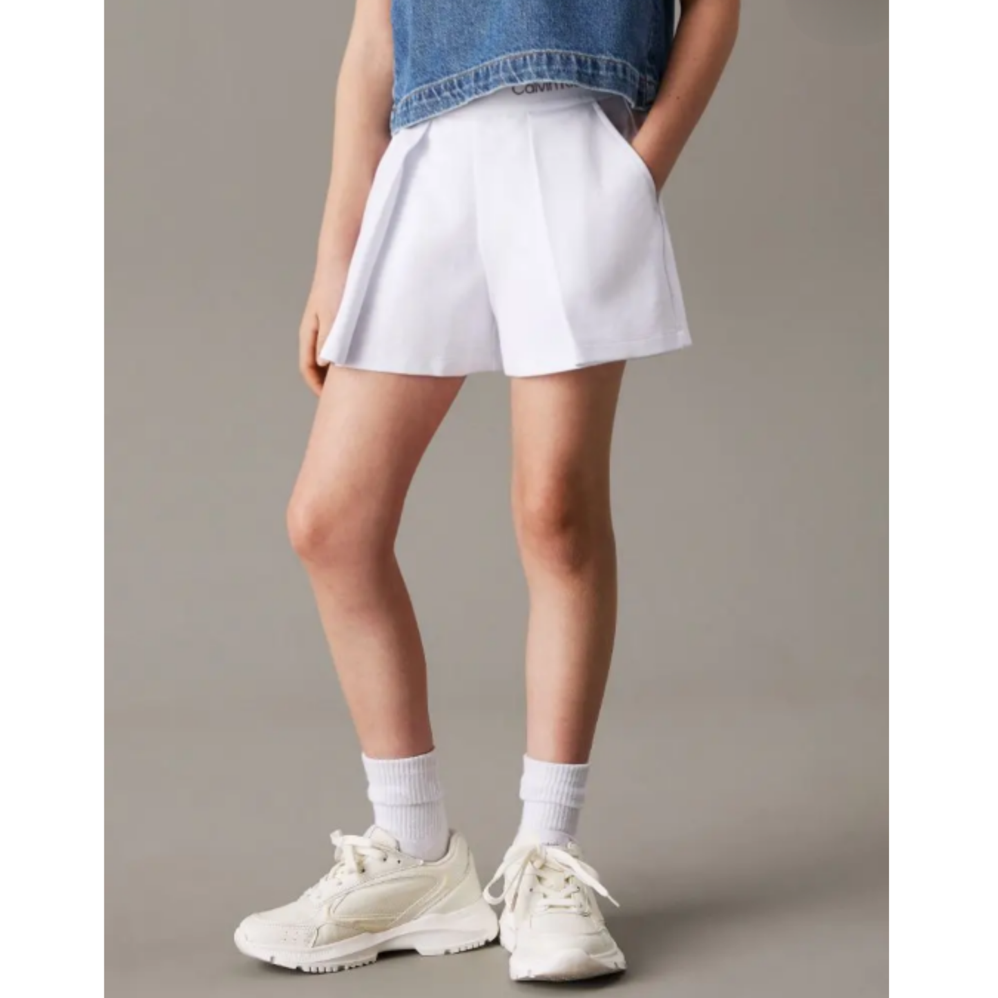 Calvin Klein - Stretch Pleated White Short