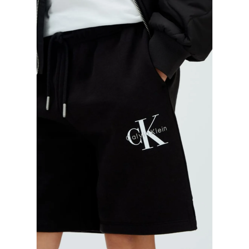 Calvin Klein - Black Relaxed Short