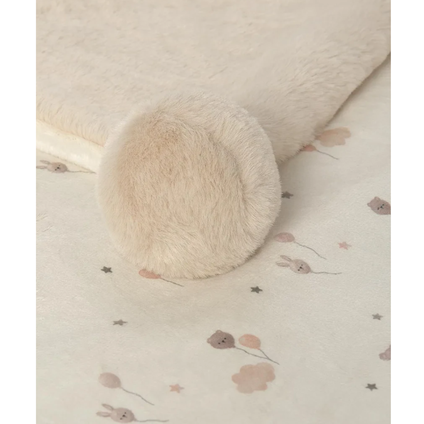 Mayoral - Beige Pom Pom Blanket